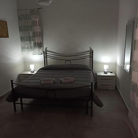 Intero Alloggio - Centro Storico - La Tana Di Aldo- 150 M Da Pepe In Grani Caiazzo Екстериор снимка